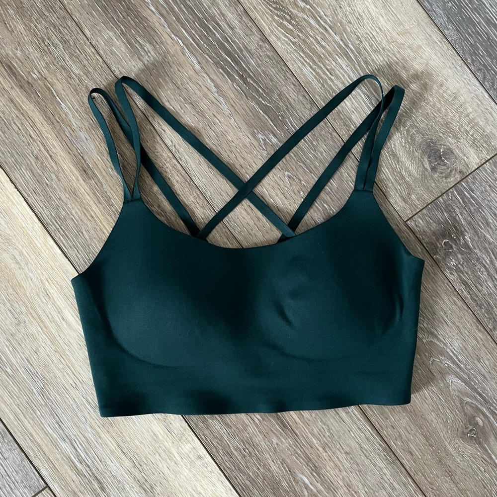 Aerie Dark Green Sports Bra. NWOT Size M